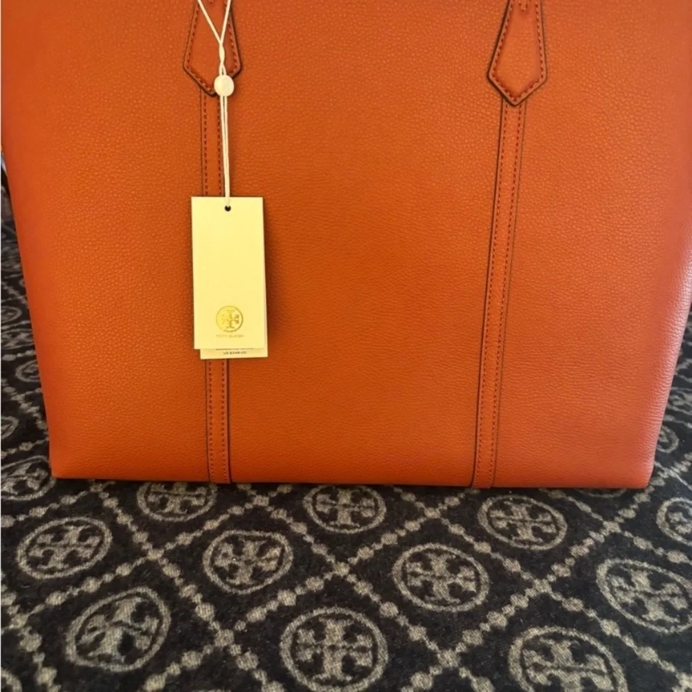 NWT Tory Burch Perry Triple Compartment Large Leather Tote Bag Sumac Orange Key - Picture 3 of 11